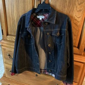 Jean jacket with plaid trim